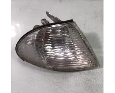 Optique avant secondaire droit (feux)(clignotant) BMW SERIE 3 E46 PHASE 1 Diesel