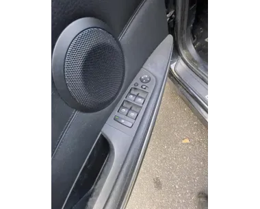 Poignee porte avant gauche BMW SERIE 3 E91 TOURING PHASE 1 BREAK Diesel