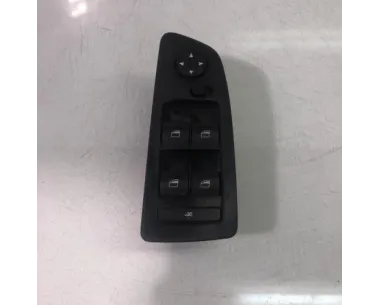 Interrupteur de leve vitre avant gauche BMW SERIE 1 E87 PHASE 1 Diesel