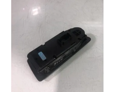 Interrupteur de leve vitre avant gauche BMW SERIE 1 E87 PHASE 1 Diesel