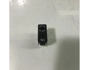 Prise port USB MINI MINI 3 F56 PHASE 1 Essence