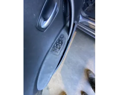 Interrupteur de leve vitre avant droit BMW SERIE 1 E87 PHASE 1 Essence