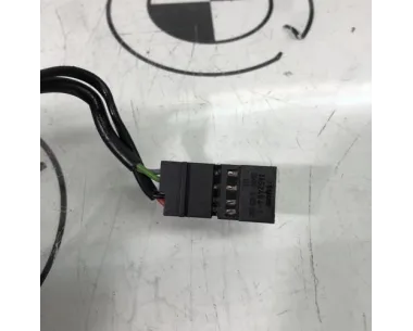 Pretensionneur de ceinture avant droit BMW SERIE 1 E87 PHASE 1 Diesel