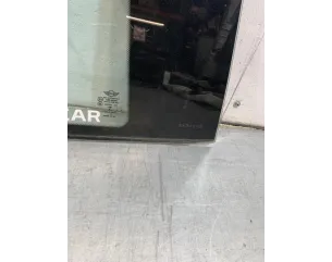 Vitre arriere droit MINI MINI 3 F56 PHASE 1 Essence 2