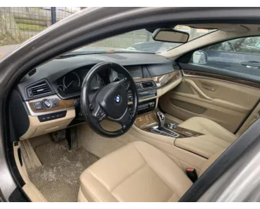 Prise port USB BMW SERIE 5 F11 TOURING PHASE 1 BREAK Diesel