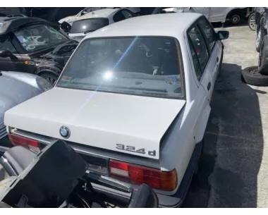 Fusee arriere gauche BMW SERIE 3 E30 Diesel