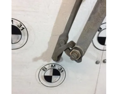 Moteur essuie glace avant BMW SERIE 7 E32 