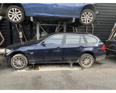 Pare boue avant droit BMW SERIE 3 E91 TOURING PHASE 1 BREAK Diesel