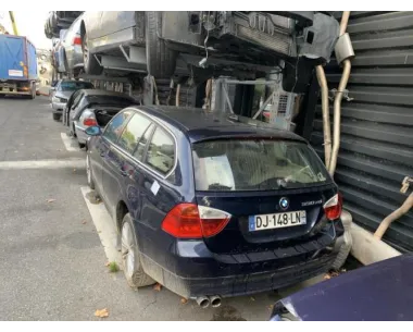 Pare boue avant droit BMW SERIE 3 E91 TOURING PHASE 1 BREAK Diesel