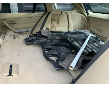 Pare boue avant droit BMW SERIE 3 E91 TOURING PHASE 1 BREAK Diesel