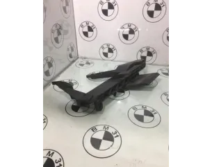 Support de phare droit (tôle) BMW X3 E83 PHASE 1  2