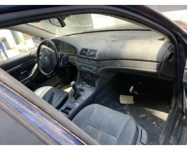 Poignee interieur arriere gauche BMW SERIE 5 E39 TOURING PHASE 1 BREAK Diesel