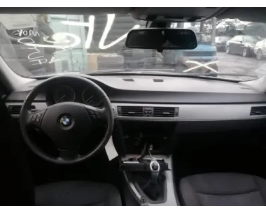 Pare boue avant gauche BMW SERIE 3 E90 PHASE 1 Diesel