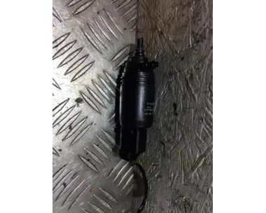 Pompe lave glace avant BMW SERIE 1 E81 Diesel