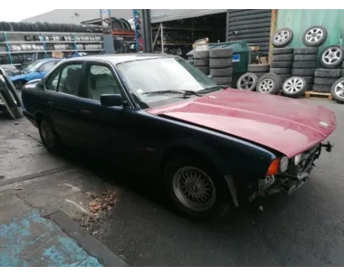 Porte avant droit BMW SERIE 5 E34 Diesel