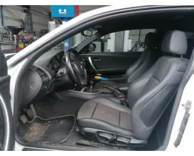 Vitre avant gauche BMW SERIE 1 E81 Diesel