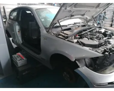 Support radiateur BMW SERIE 1 E81 Diesel