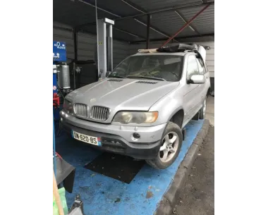 Verin de coffre BMW X5 E53 Essence