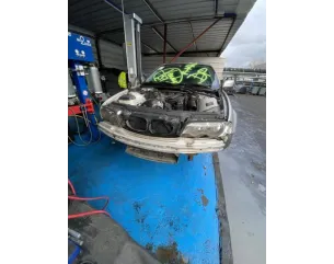 Support radiateur BMW SERIE 3 E46 COUPE PHASE 1 Essence 2