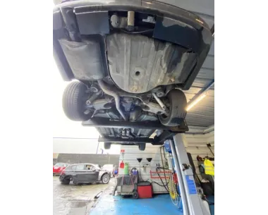 Vitre arriere gauche BMW SERIE 5 E39 TOURING PHASE 2 BREAK Diesel