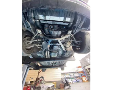 Vitre avant gauche BMW SERIE 5 E39 TOURING PHASE 2 BREAK Diesel