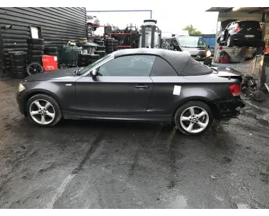 Pare boue avant gauche BMW SERIE 1 E88 CABRIO Essence