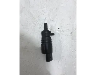 Pompe lave glace avant BMW SERIE 1 (E81) 