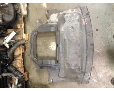 Cache sous moteur BMW SERIE 7 (E38) Essence