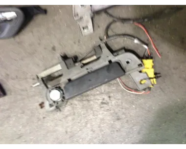 Poignee porte avant droit BMW SERIE 3 (E36) 