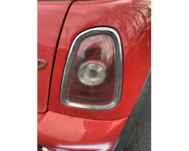 Vitre avant droit MINI MINI 2 R56 PHASE 1 Diesel