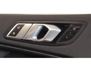 Panneau de porte avant gauche BMW SERIE 1 F40 Essence 2