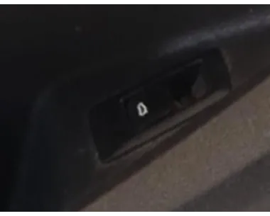 Panneau de porte avant gauche BMW SERIE 1 F40 Essence