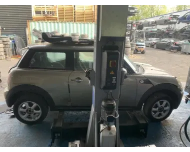 Cache sous moteur MINI MINI 2 R56 PHASE 1 Essence