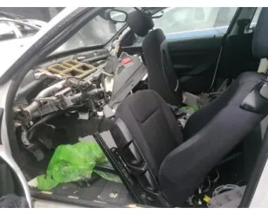 Arret de porte avant gauche BMW SERIE 1 F21 PHASE 1 Diesel