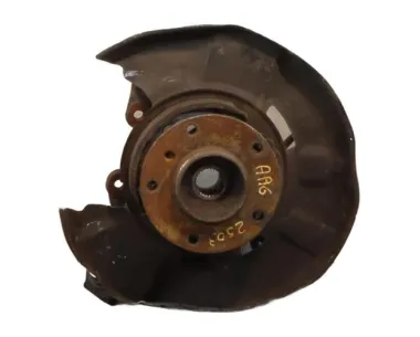 Fusee arriere gauche BMW SERIE 1 E87 PHASE 1 Essence