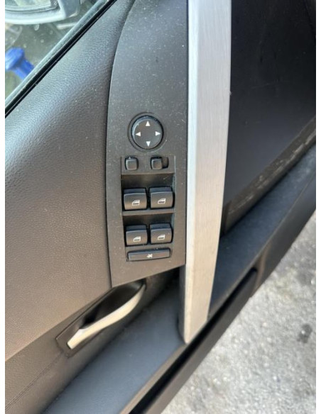 Support de pare chocs arriere BMW SERIE 5 E60 Essence