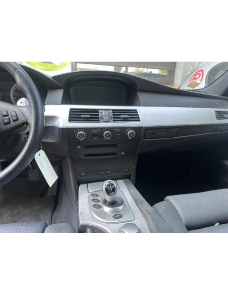 Ceinture arriere centrale BMW SERIE 5 E60 Essence