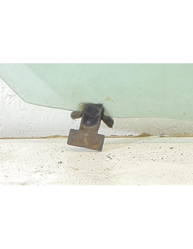 Vitre avant droit BMW SERIE 8 E31 COUPE 