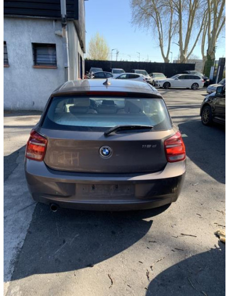 Poignee porte coffre BMW SERIE 1 F21 PHASE 1 Diesel