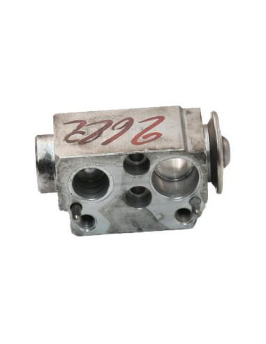 Tuyau de climatisation BMW SERIE 1 E81 Diesel