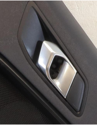 Panneau de porte arriere droit BMW SERIE 1 F40 Essence