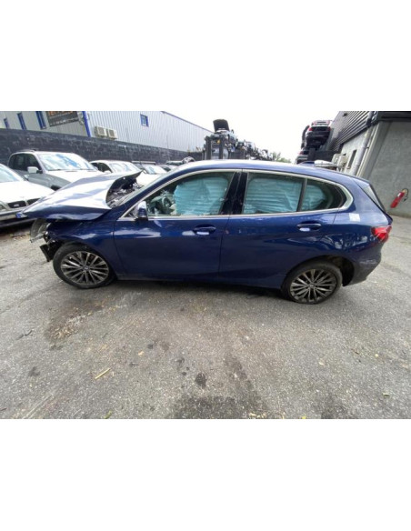 Panneau de porte arriere droit BMW SERIE 1 F40 Essence