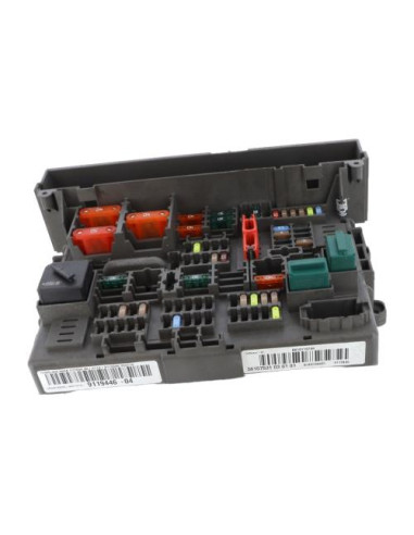 Porte fusible BMW SERIE 1 E81 Diesel