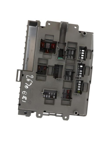 Porte fusible BMW SERIE 1 E81 Diesel