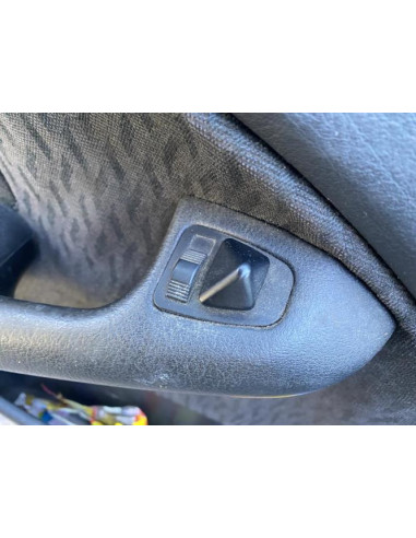 Eclairage de plafonnier BMW SERIE 3 E46 PHASE 1 Essence