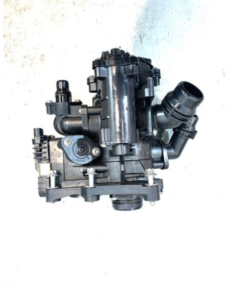 Pompe à eau BMW SERIE 1 F40 Essence