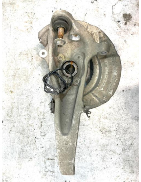 Fusee avant droit BMW  