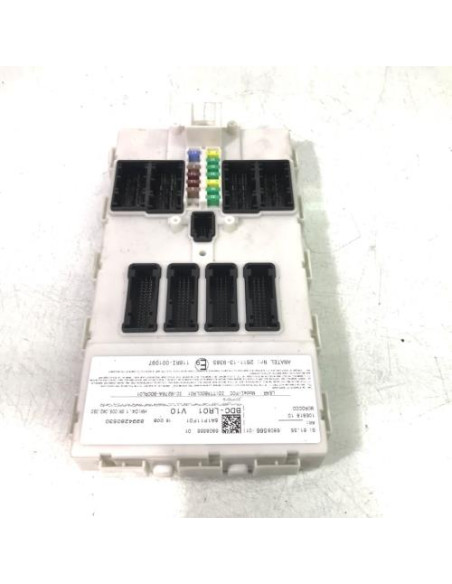 Porte fusible MINI MINI 3 F54 CLUBMAN PHASE 1 BREAK Diesel