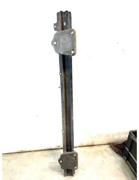 Support de pare chocs arriere BMW SERIE 1 E87 PHASE 2 Diesel