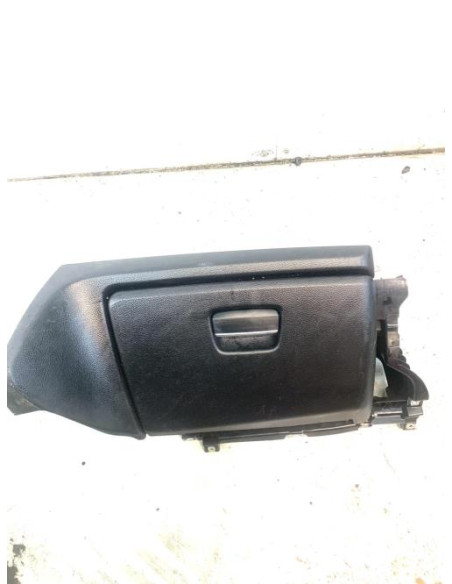 Boite a gants BMW SERIE 1 E81 Diesel